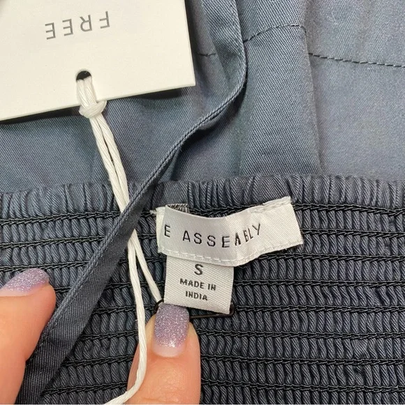 Free Assembly Women's Black Woven Seamed Cami Top
Size S - Picture 3 of 11